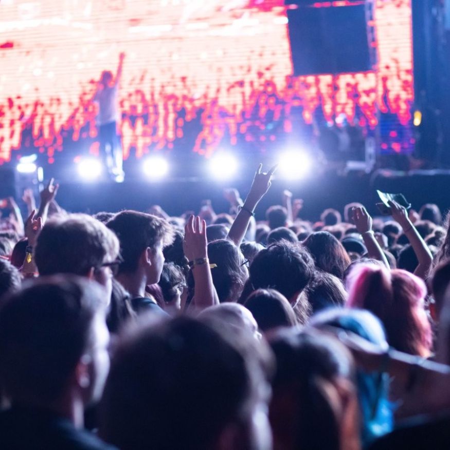 crowd-partying-stage-lights-live-concert-summer-mu-2025-04-02-08-47-42-utc